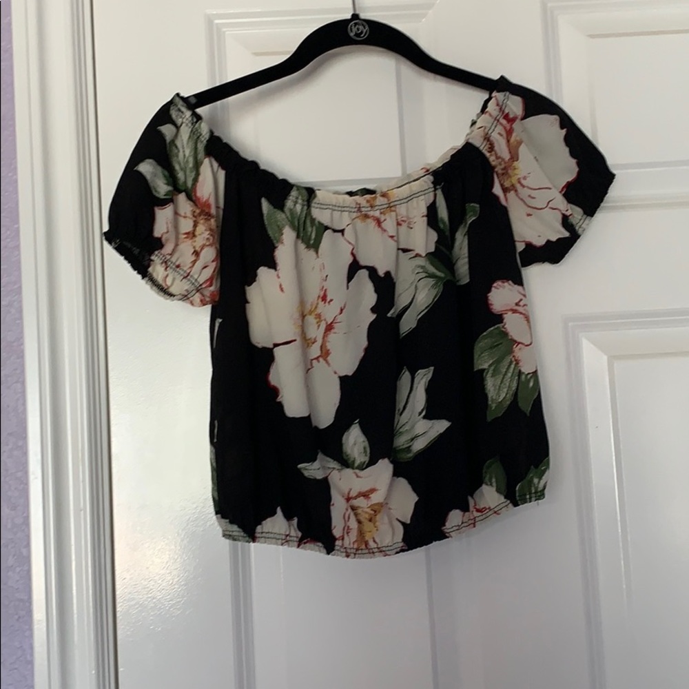 Cute blouse floral print